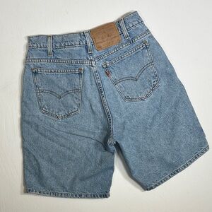 Vintage Levi's 550 Light Blue Denim Shorts
